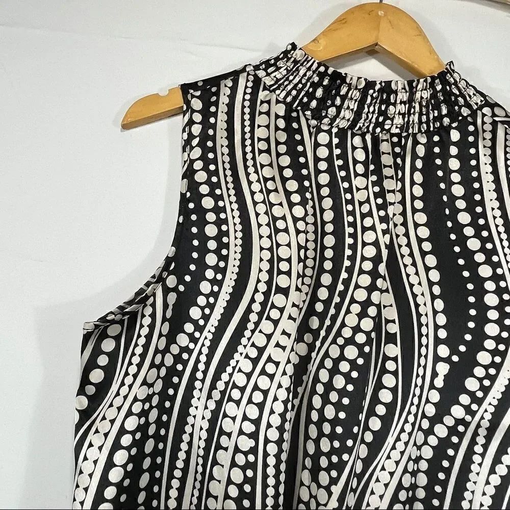 Sere Nade New York Ruffled Neck Line Tank Top - Picture 9 of 10